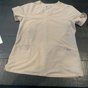 Figs Scrub Top in Small- Tan